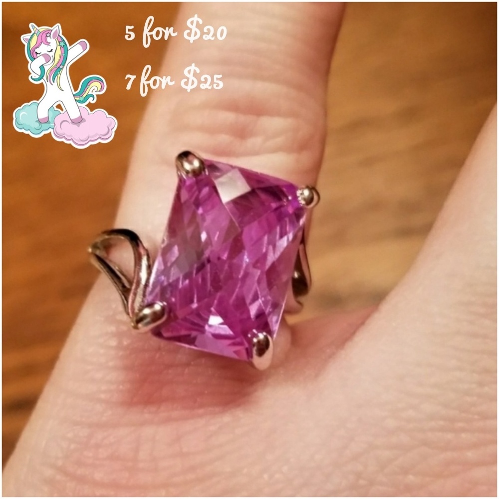 ring sz 6 (INCLUDED IN BUNDLE & SAVE)